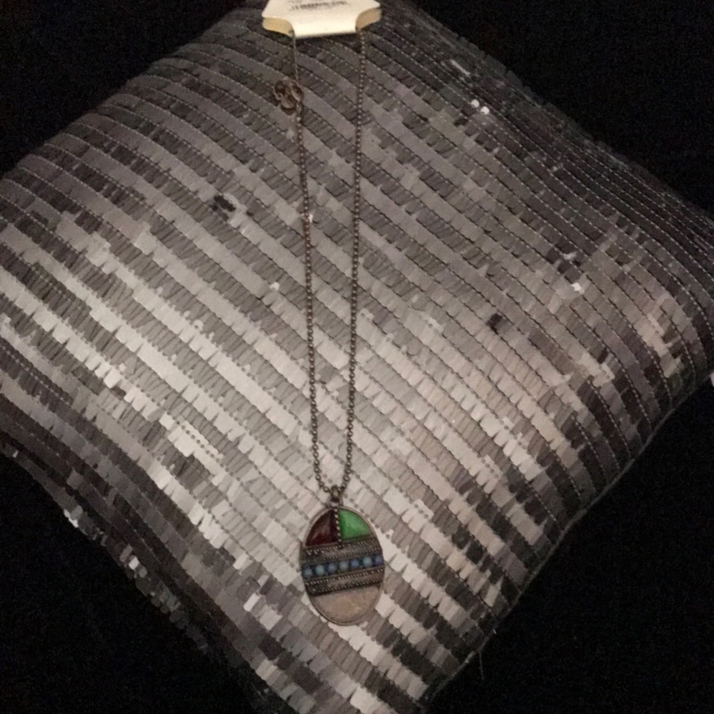 Axcess Necklace - Picture 7 of 7